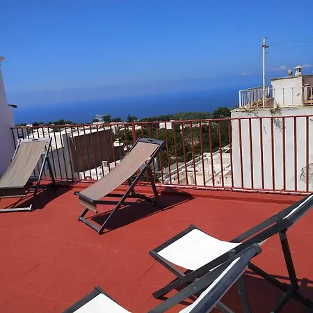 R&d Rest And Dream Capri Pensión 2*